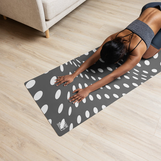 B&W Yoga mat